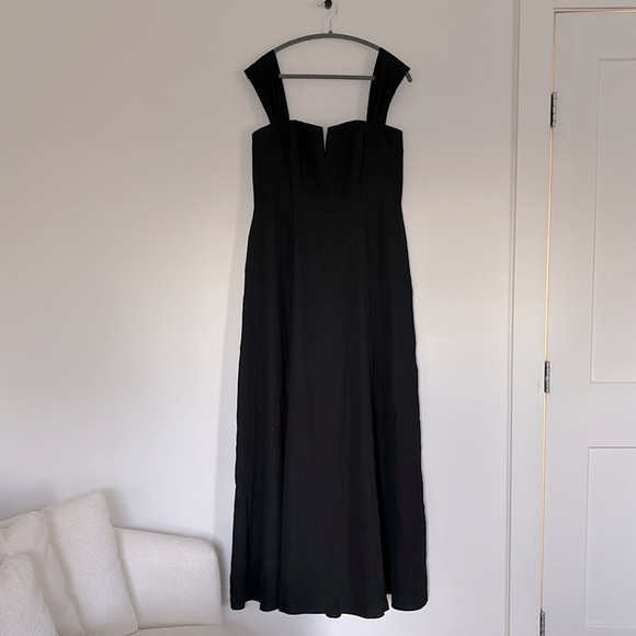 Dessy Collection OFF-THE-SHOULDER PLEATED CAP SLEEVE A-LINE MAXI DRESS IN BLACK - Picture 2 of 8